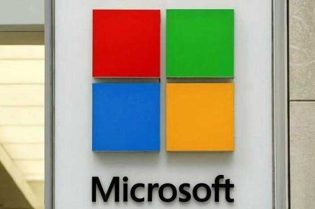 توافق محرمانه شرکت اماراتی با آمریکا قبل از قرارداد با مایکروسافت