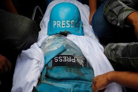 افزایش شمار خبرنگاران شهید در غزه به 136 نفر شهادت شمار زیادی در راهروهای بیمارستان شفا