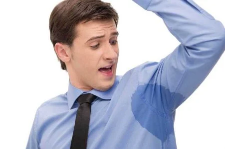 فواید عرق بدن چیست